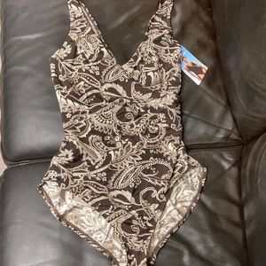 NWT Speedo Swimsuit!  Never worn!